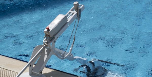 Fixed Pool Access Lift